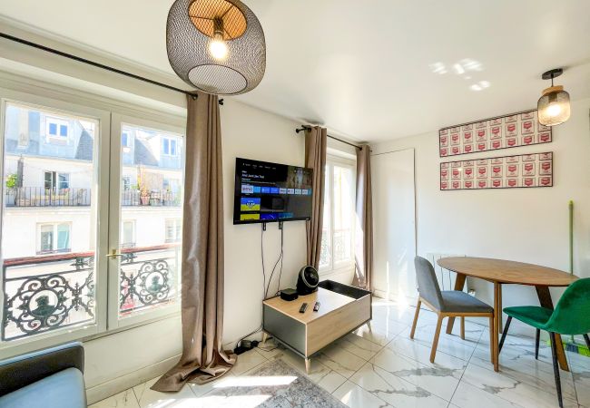 Apartment in Paris -  143 - Urban Charming Flat in Center of Paris Apartment in Paris -  143 - Urban Charming Flat in Center of Paris