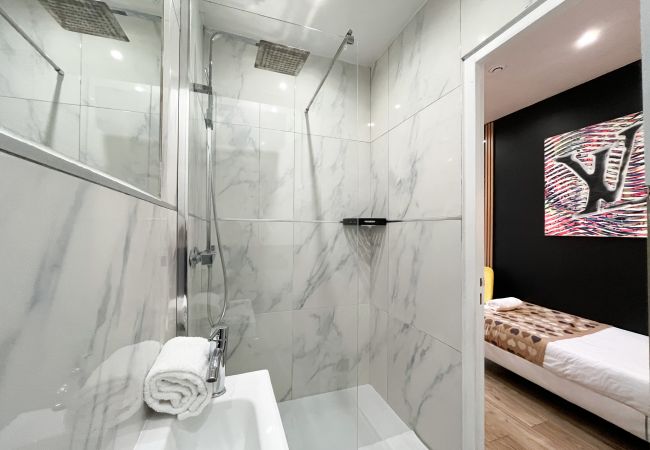 Apartment in Paris -  158 - Urban Louis Vuitton Flat in Montorgueil Apartment in Paris -  158 - Urban Louis Vuitton Flat in Montorgueil