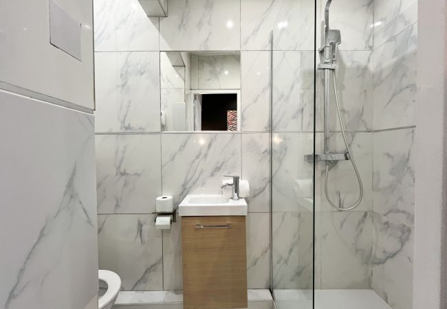 Apartment in Paris -  158 - Urban Louis Vuitton Flat in Montorgueil Apartment in Paris -  158 - Urban Louis Vuitton Flat in Montorgueil