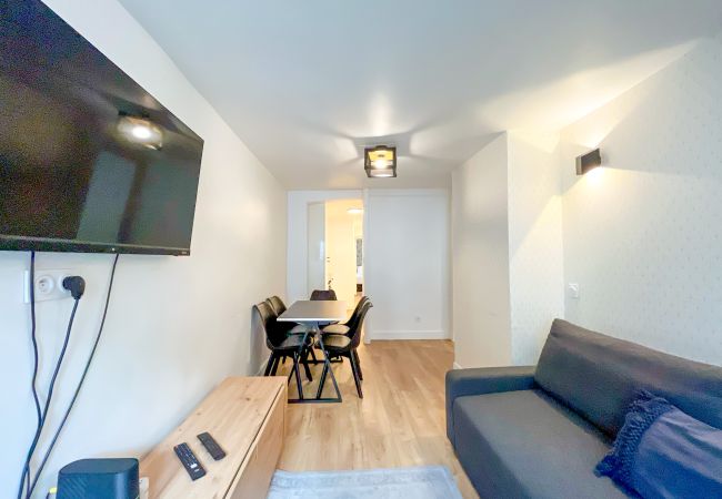 Apartment in Paris - 152 - Urban Cosy Flat in Paris Apartment in Paris - 152 - Urban Cosy Flat in Paris