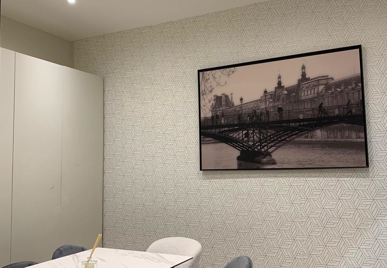 Apartment in Paris - Urban Flat 159 - Charming 3BDR Flat in Paris Apartment in Paris - Urban Flat 159 - Charming 3BDR Flat in Paris