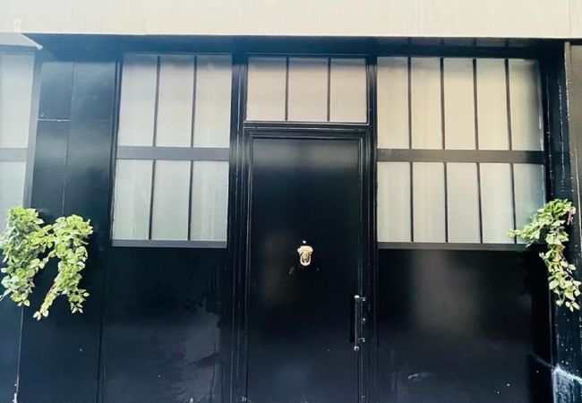 Apartment in Paris - 160 - Urban Fashion Week Paris Vuitton Apartment in Paris - 160 - Urban Fashion Week Paris Vuitton