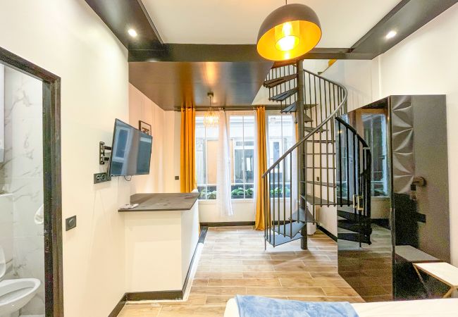 Apartment in Paris - 160 - Urban Fashion Week Paris Vuitton Apartment in Paris - 160 - Urban Fashion Week Paris Vuitton