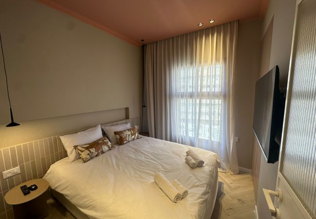 Apartment in Jerusalem - GoodHouse 402 - 4 BDR beautiful apartment in Jerusalem Apartment in Jerusalem - GoodHouse 402 - 4 BDR beautiful apartment in Jerusalem