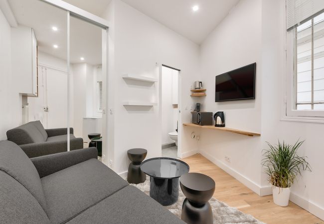  in Paris - Urban Flat 165 - Studio Triangle D'Or