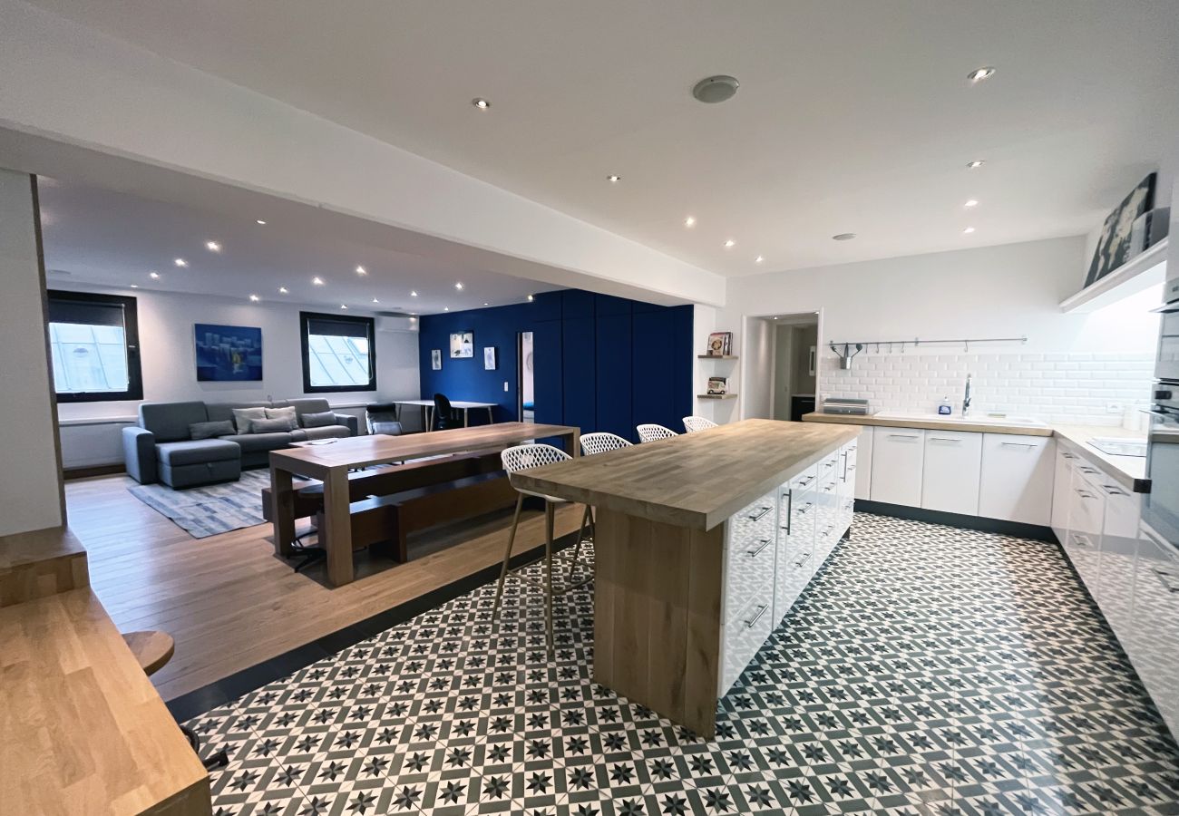 Apartment in Paris - Urban Flat 166 - 4BDR Luxury Apartment in Center of Paris Apartment in Paris - Urban Flat 166 - 4BDR Luxury Apartment in Center of Paris