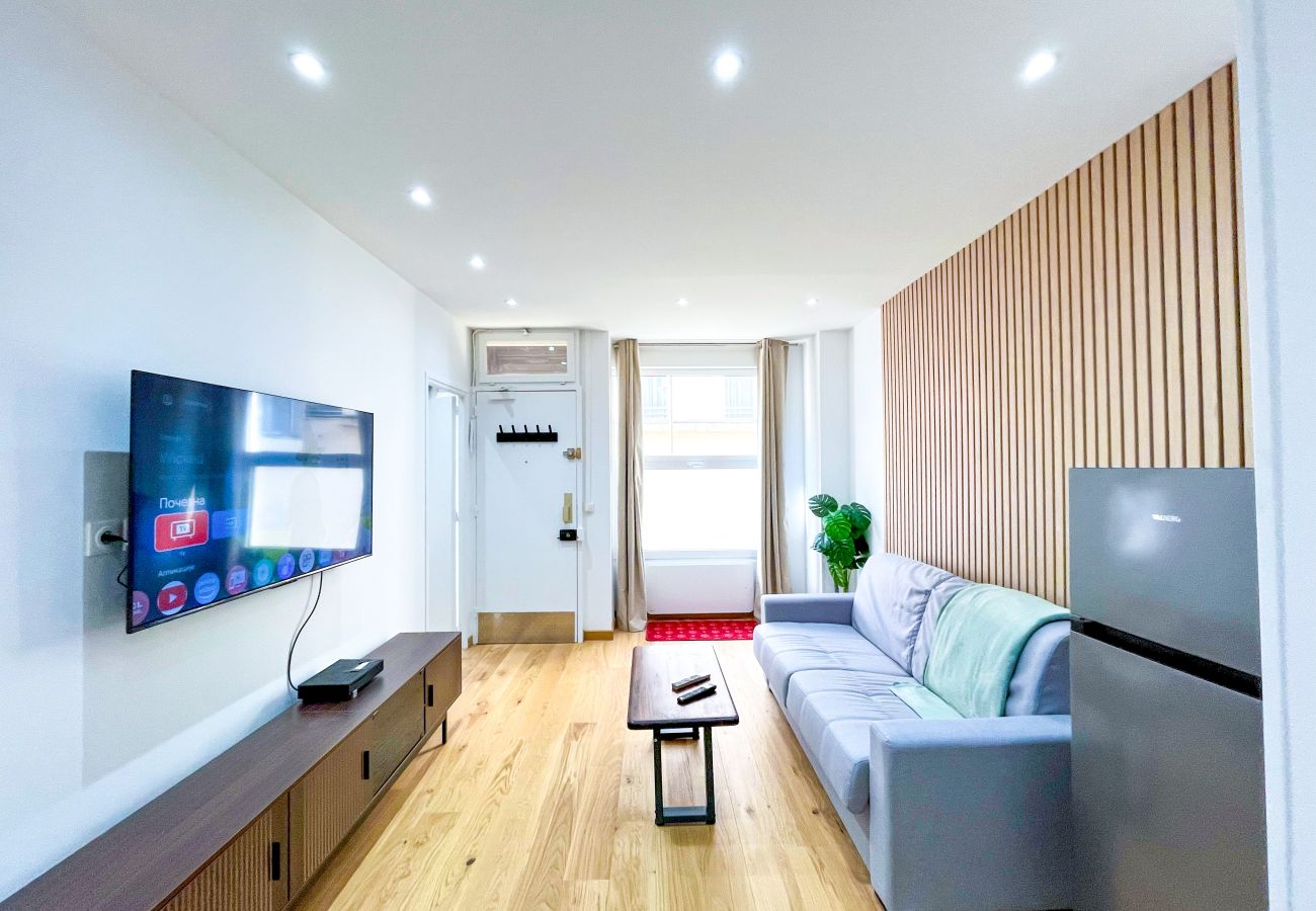 Apartment in Paris - Urban Flat - 198 Passage Basfroi