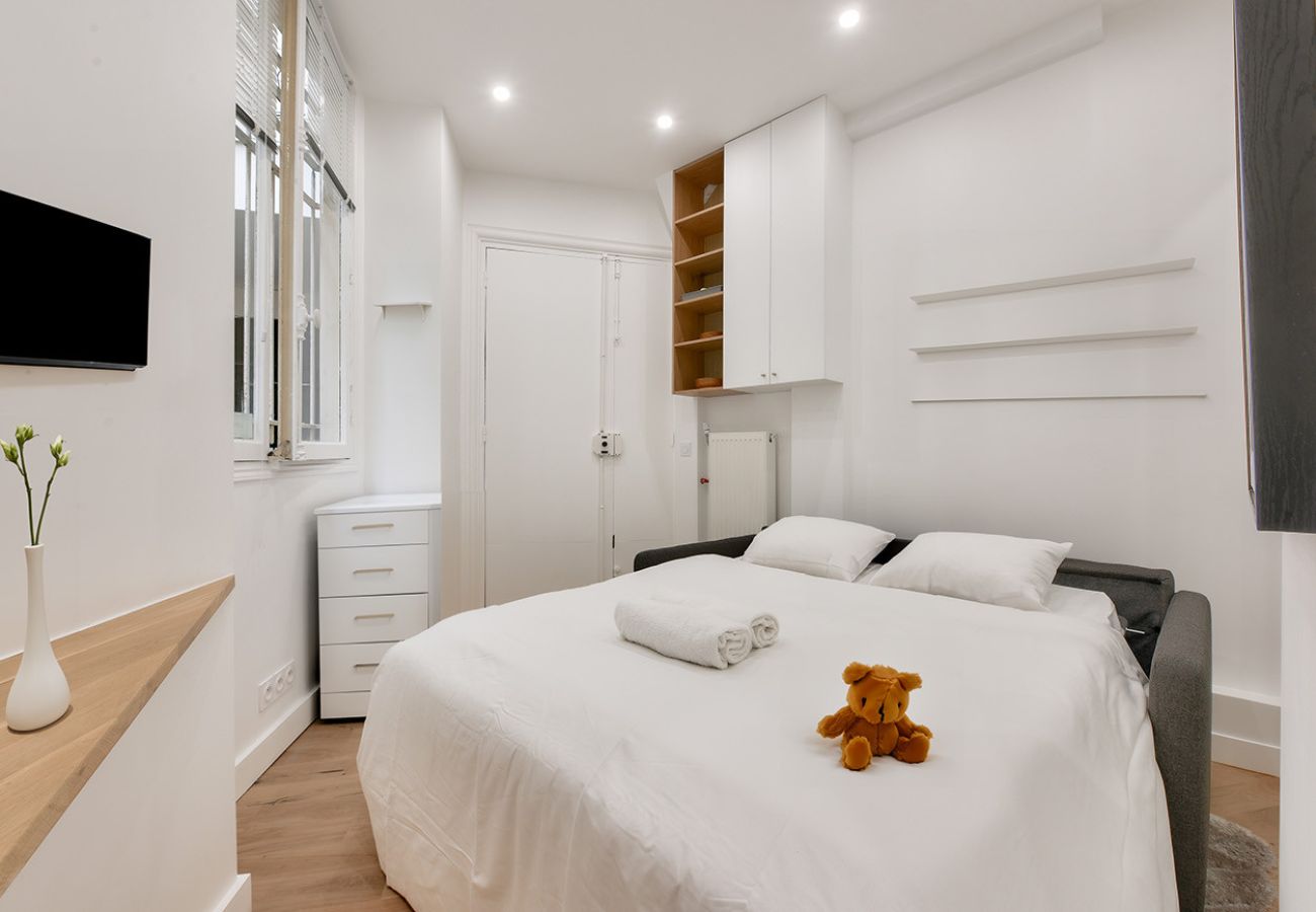 Studio in Paris - 165 B - Studio Boétie 