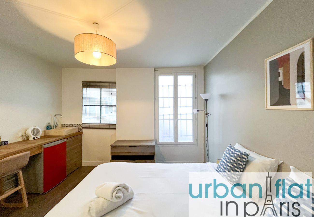 Apartment in Paris - Urban Flat 195 B - Saint Denis Triplex