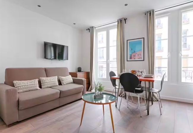 Studio in Paris - UrbanFlat 203 - 249 Saint Denis SD1