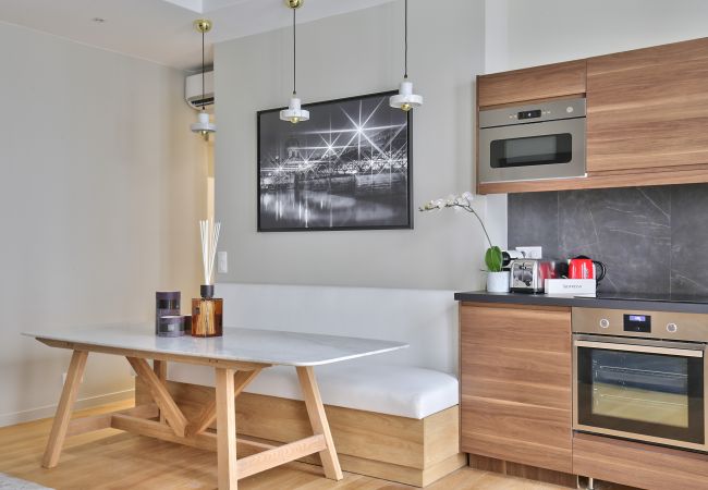 Apartamento en Paris - Urban Flat 70 B - Authentic Parisian Flat Apartamento en Paris - Urban Flat 70 B - Authentic Parisian Flat