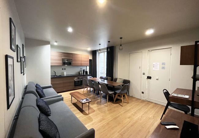 Apartamento en Paris - Urban Flat 78 - Beautiful 3 Bedroom in Le Marais Apartamento en Paris - Urban Flat 78 - Beautiful 3 Bedroom in Le Marais