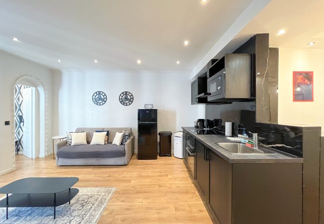 Apartamento en Paris - Urban Flat 105 - 4BDR Apartment Haussmann Opera Apartamento en Paris - Urban Flat 105 - 4BDR Apartment Haussmann Opera