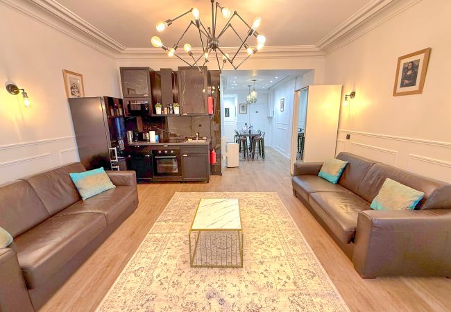 Apartamento en Paris - Urban Flat 107 - Sublime 4 Bedroom Opera Rock Vinci  Apartamento en Paris - Urban Flat 107 - Sublime 4 Bedroom Opera Rock Vinci