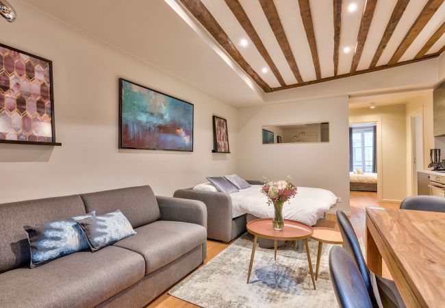 Apartamento en Paris - Urban Flat 02 - Beautiful 4 BDR Flat in Heart of Paris Apartamento en Paris - Urban Flat 02 - Beautiful 4 BDR Flat in Heart of Paris