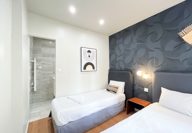 Apartamento en Paris - Urban Flat 02 - Beautiful 4 BDR Flat in Heart of Paris Apartamento en Paris - Urban Flat 02 - Beautiful 4 BDR Flat in Heart of Paris
