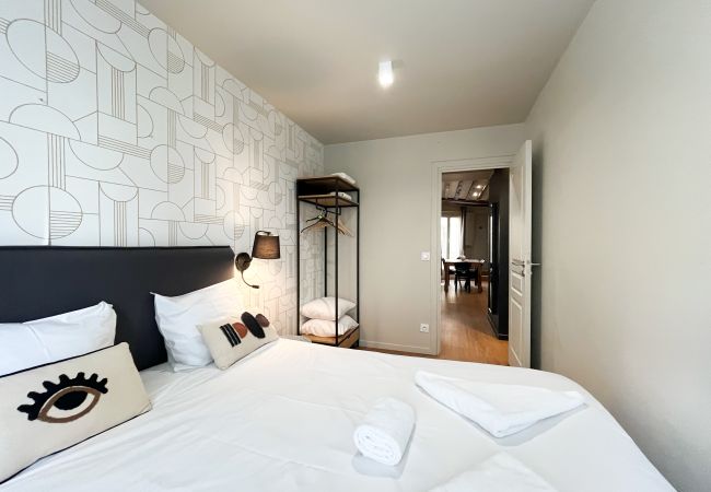 Apartamento en Paris - Urban Flat 02 - Beautiful 4 BDR Flat in Heart of Paris Apartamento en Paris - Urban Flat 02 - Beautiful 4 BDR Flat in Heart of Paris