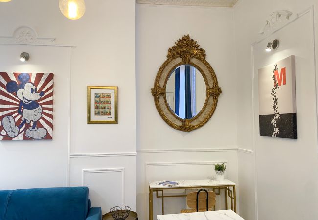Apartamento en Paris - Urban Flat 72 - Pretty 3 Bedroom Flat - Triangle d'Or Apartamento en Paris - Urban Flat 72 - Pretty 3 Bedroom Flat - Triangle d'Or