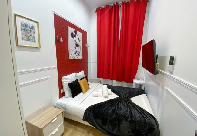 Apartamento en Paris - Urban Flat 72 - Pretty 3 Bedroom Flat - Triangle d'Or Apartamento en Paris - Urban Flat 72 - Pretty 3 Bedroom Flat - Triangle d'Or