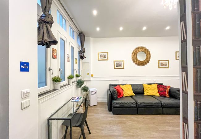 Apartamento en Paris - Urban Flat 101 - Charming Flat in Paris Apartamento en Paris - Urban Flat 101 - Charming Flat in Paris