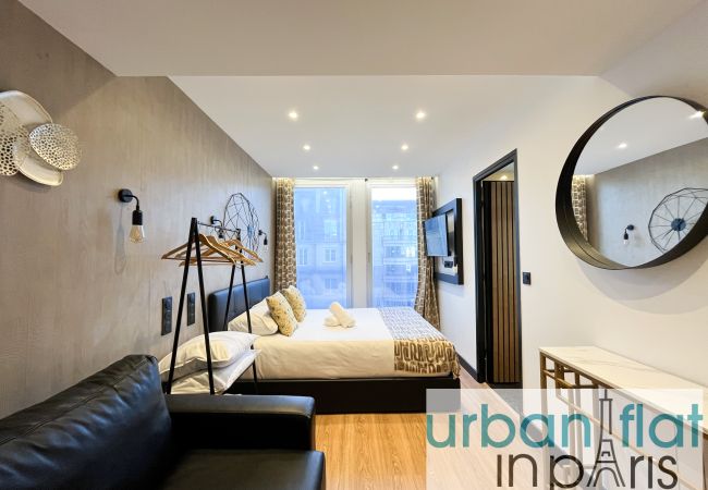 Apartamento en París - Urban Flat 128 - Beautiful 4 BDR Flat Champs-Elysees Apartamento en París - Urban Flat 128 - Beautiful 4 BDR Flat Champs-Elysees