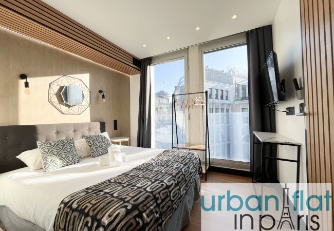 Apartamento en París - Urban Flat 128 - Beautiful 4 BDR Flat Champs-Elysees Apartamento en París - Urban Flat 128 - Beautiful 4 BDR Flat Champs-Elysees