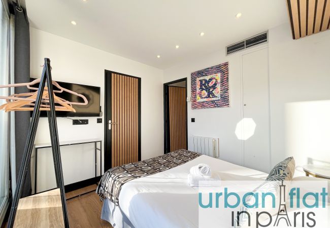 Apartamento en París - Urban Flat 128 - Beautiful 4 BDR Flat Champs-Elysees Apartamento en París - Urban Flat 128 - Beautiful 4 BDR Flat Champs-Elysees