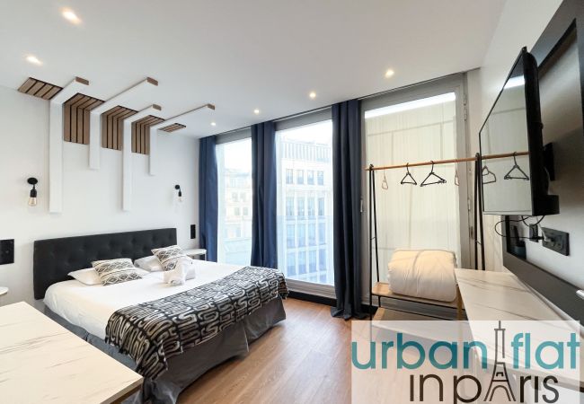 Apartamento en París - Urban Flat 128 - Beautiful 4 BDR Flat Champs-Elysees Apartamento en París - Urban Flat 128 - Beautiful 4 BDR Flat Champs-Elysees