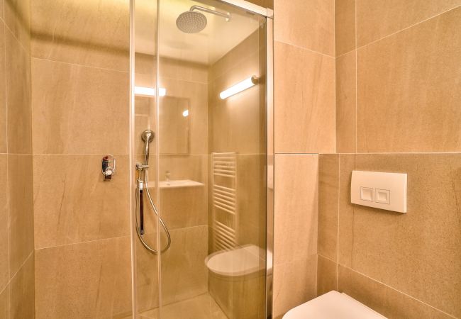 Apartamento en Paris - Urban Flat 132 - Beautiful 4 Bedroom in Paris Apartamento en Paris - Urban Flat 132 - Beautiful 4 Bedroom in Paris