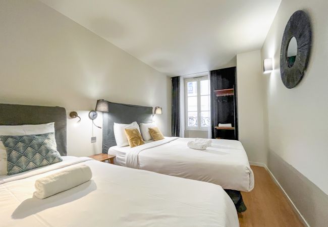 Apartamento en Paris - Urban Flat 132 - Beautiful 4 Bedroom in Paris Apartamento en Paris - Urban Flat 132 - Beautiful 4 Bedroom in Paris