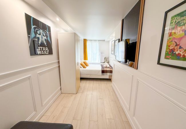 Apartamento en Paris - Urban Flat 41 - Atelier Star Wars Montorgueil  Apartamento en Paris - Urban Flat 41 - Atelier Star Wars Montorgueil