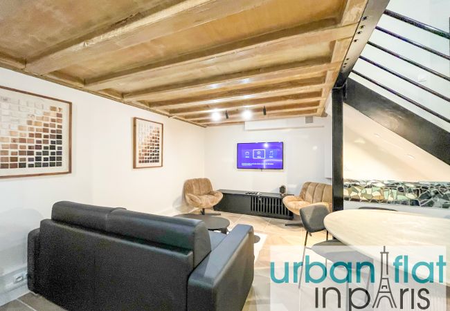 Apartamento en Paris - Urban Flat 09 - Design Triplex Champs-Elysees Apartamento en Paris - Urban Flat 09 - Design Triplex Champs-Elysees