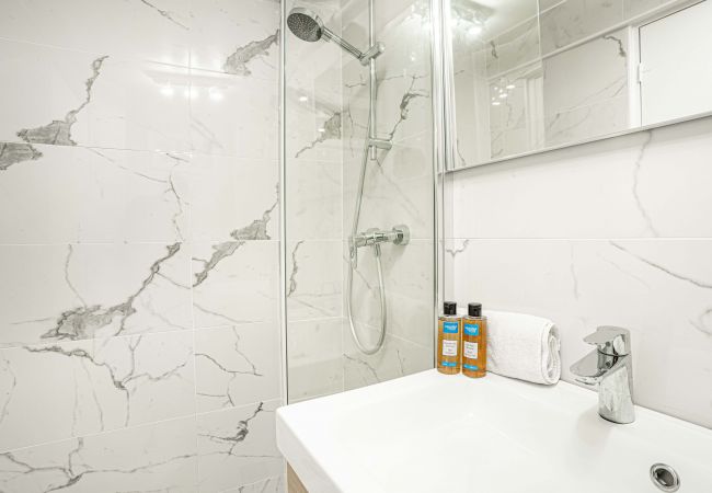 Apartamento en Paris -  143 - Urban Charming Flat in Center of Paris Apartamento en Paris -  143 - Urban Charming Flat in Center of Paris