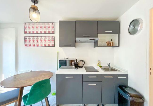 Apartamento en Paris -  143 - Urban Charming Flat in Center of Paris Apartamento en Paris -  143 - Urban Charming Flat in Center of Paris