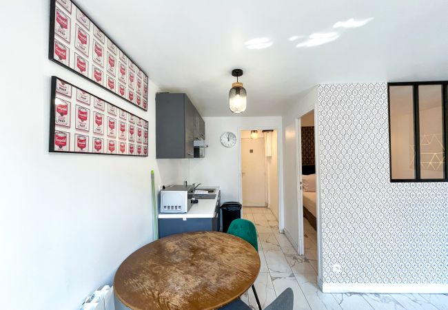 Apartamento en Paris -  143 - Urban Charming Flat in Center of Paris Apartamento en Paris -  143 - Urban Charming Flat in Center of Paris