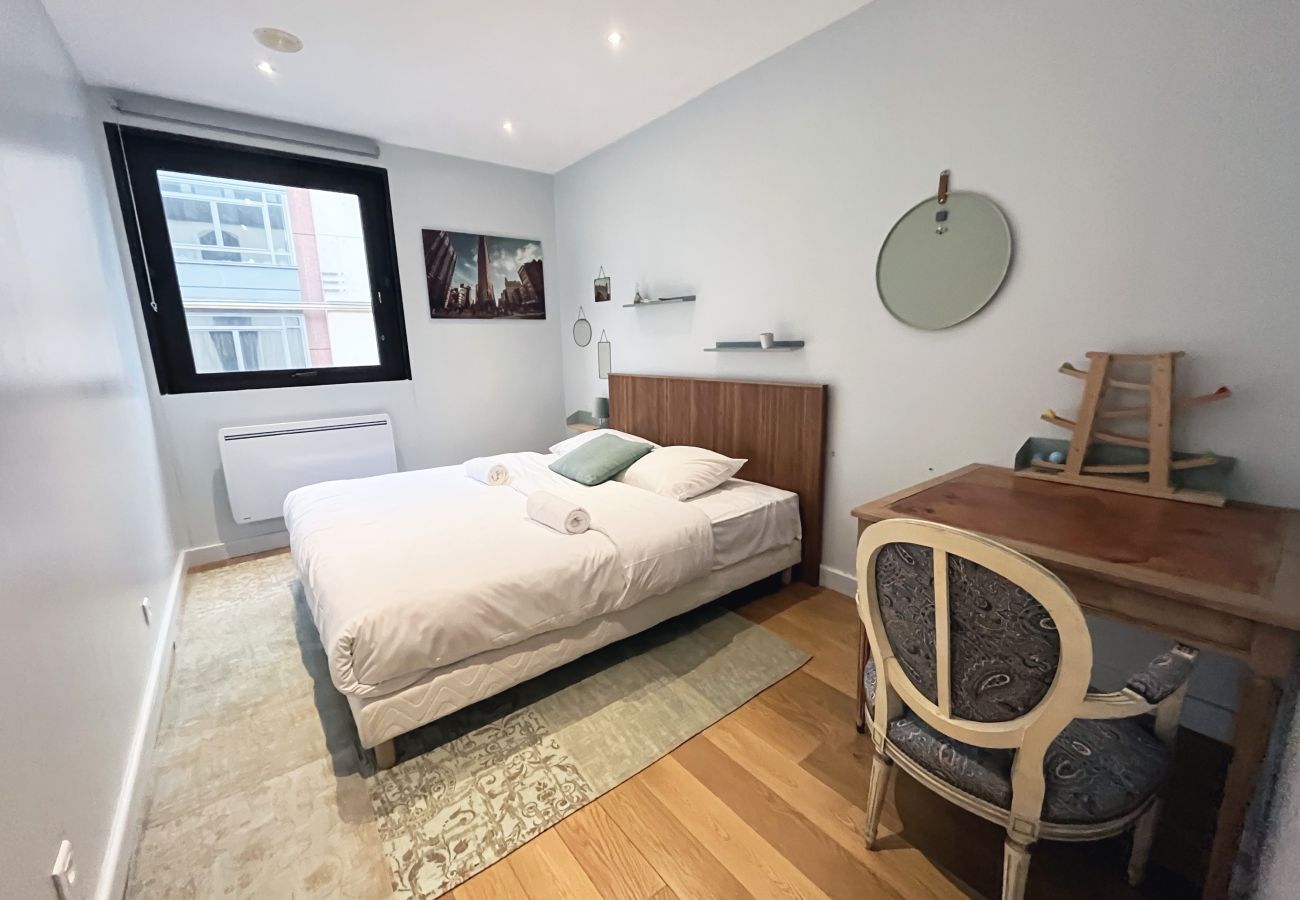 Apartamento en París - Urban Flat 166 - 4BDR Luxury Apartment in Center of Paris Apartamento en París - Urban Flat 166 - 4BDR Luxury Apartment in Center of Paris