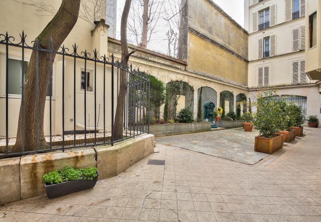 Appartement à Paris - 75 - Urban Jardins du Luxembourg   Appartement à Paris - 75 - Urban Jardins du Luxembourg