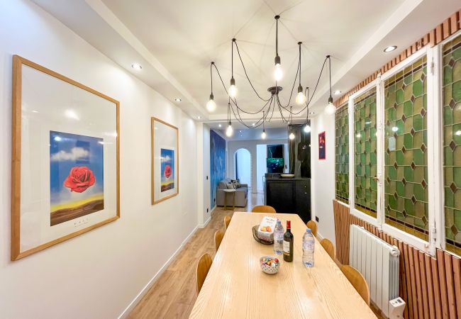 Appartement à Paris - Urban Flat 105 - 4BDR Apartment Haussmann Opera Appartement à Paris - Urban Flat 105 - 4BDR Apartment Haussmann Opera