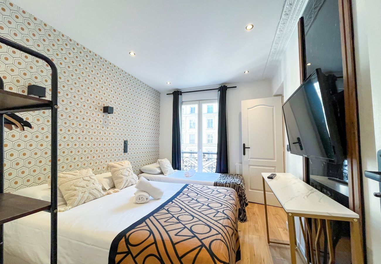 Appartement à Paris - Urban Flat 105 - 4BDR Apartment Haussmann Opera Appartement à Paris - Urban Flat 105 - 4BDR Apartment Haussmann Opera