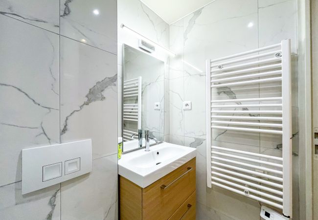 Appartement à Paris - 03 - Urban Formidable in Montorgueil  Appartement à Paris - 03 - Urban Formidable in Montorgueil