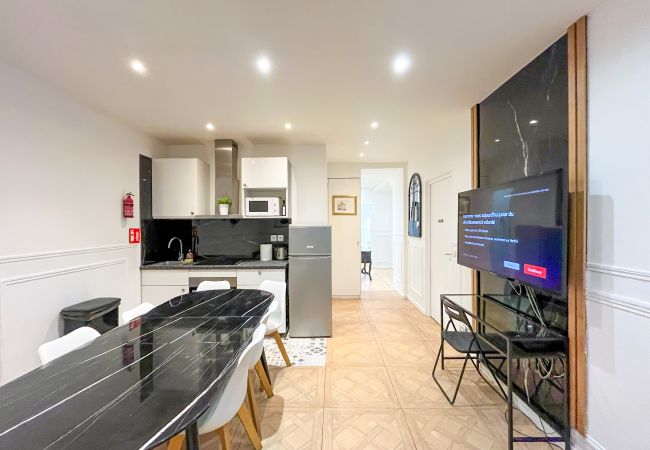 Appartement à Paris - 81 - Paris Luxe Sebastopol Appartement à Paris - 81 - Paris Luxe Sebastopol