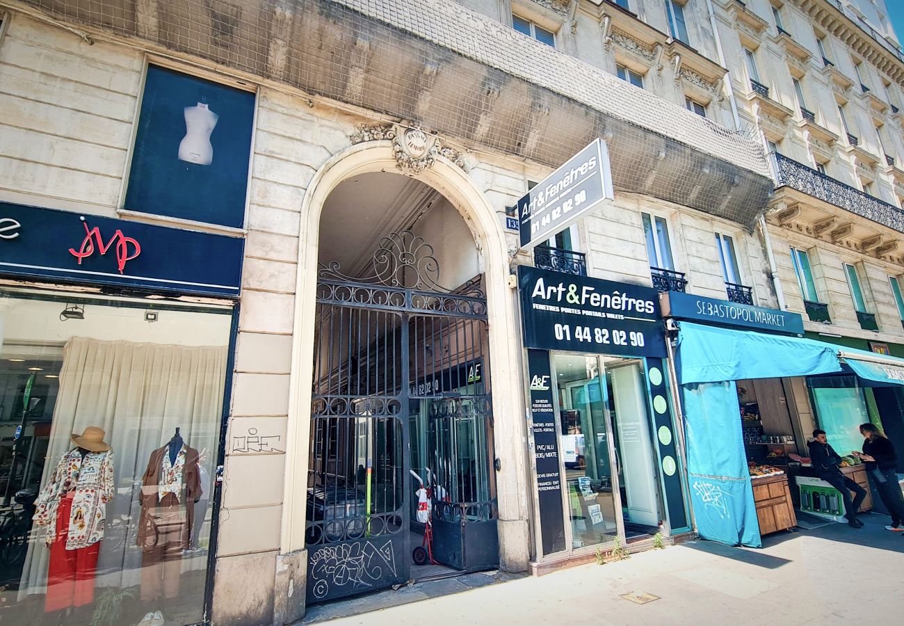 Appartement à Paris - 81 - Paris Luxe Sebastopol Appartement à Paris - 81 - Paris Luxe Sebastopol