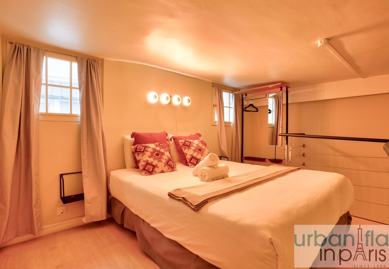 Appartement à Paris - Urban Flat 33 - Charming Flat near Champs-Elysees Appartement à Paris - Urban Flat 33 - Charming Flat near Champs-Elysees