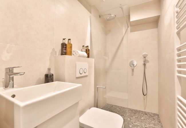 Appartement à Paris - Urban Flat 121 - Urban Gorgeous Flat in Montorgueil Appartement à Paris - Urban Flat 121 - Urban Gorgeous Flat in Montorgueil
