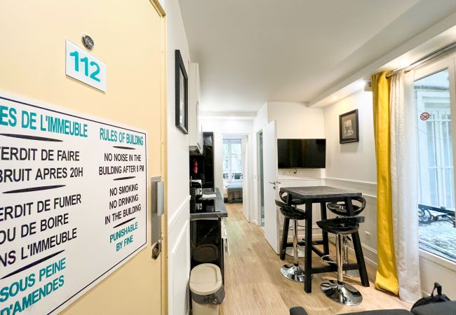 Appartement à Paris - Urban Flat 112 - Urban Atelier Saint Michel Appartement à Paris - Urban Flat 112 - Urban Atelier Saint Michel