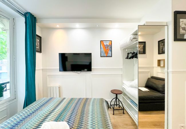 Appartement à Paris - Urban Flat 112 - Urban Atelier Saint Michel Appartement à Paris - Urban Flat 112 - Urban Atelier Saint Michel