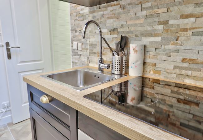 Appartement à Paris - 38 - Atelier Mona Lisa  Appartement à Paris - 38 - Atelier Mona Lisa