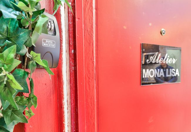 Appartement à Paris - 38 - Atelier Mona Lisa  Appartement à Paris - 38 - Atelier Mona Lisa