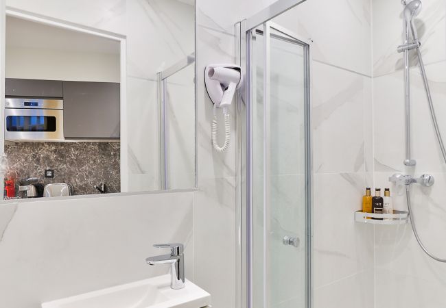 Appartement à Paris - Uran Flat 125 - Montorgueil Street Art Appartement à Paris - Uran Flat 125 - Montorgueil Street Art