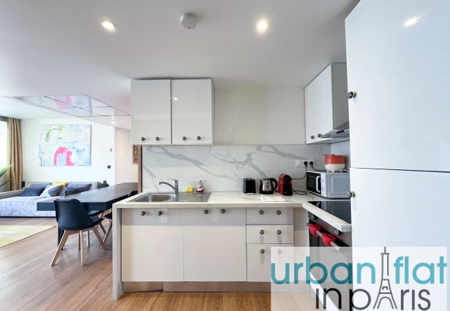 Appartement à Paris - Urban Flat 128 - Beautiful 4 BDR Flat Champs-Elysees Appartement à Paris - Urban Flat 128 - Beautiful 4 BDR Flat Champs-Elysees